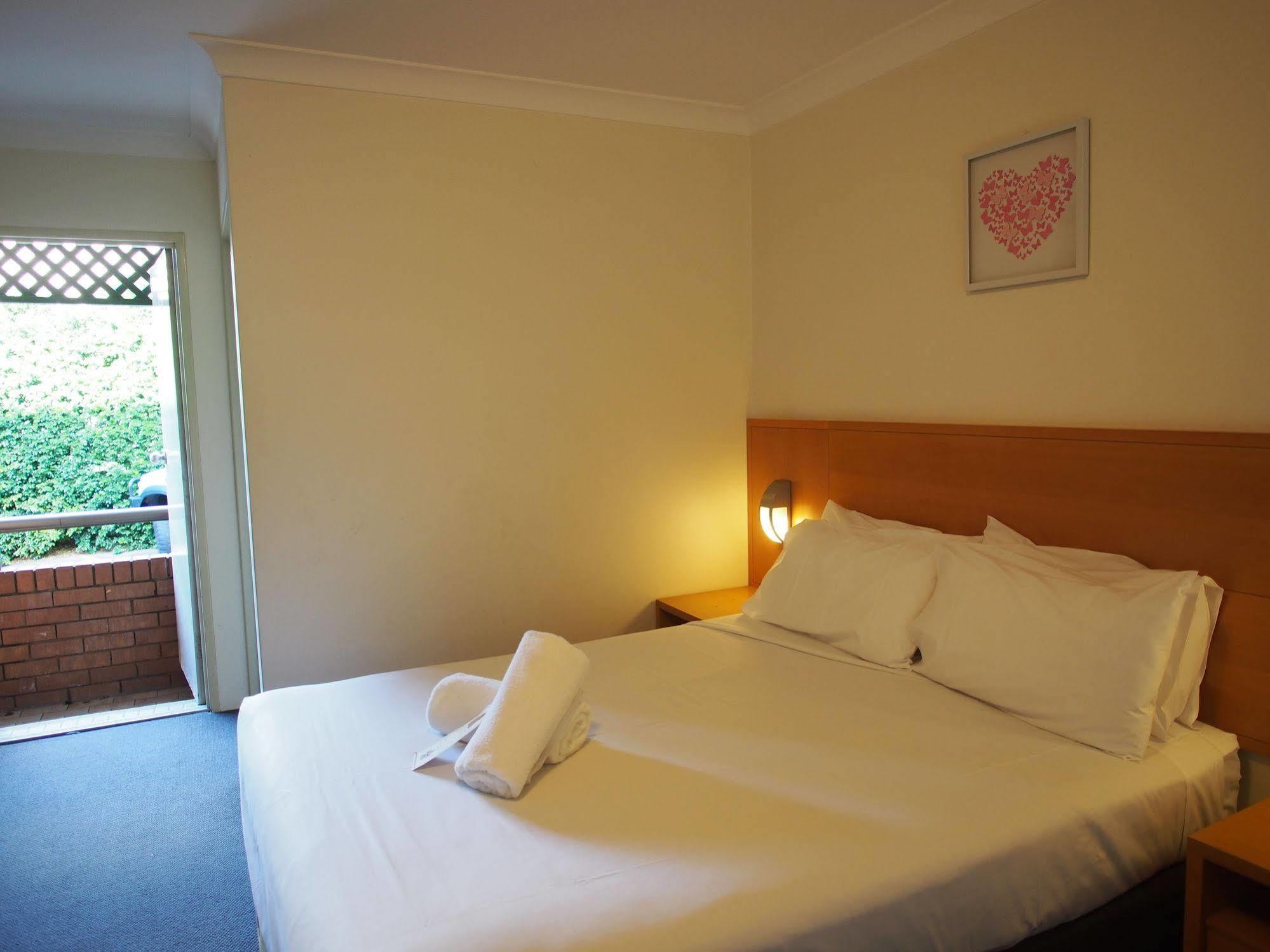Garden Lodge Sydney Hotel Экстерьер фото